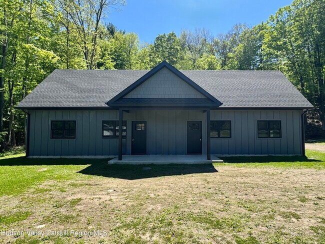Building Photo - 651 Granite Rd
