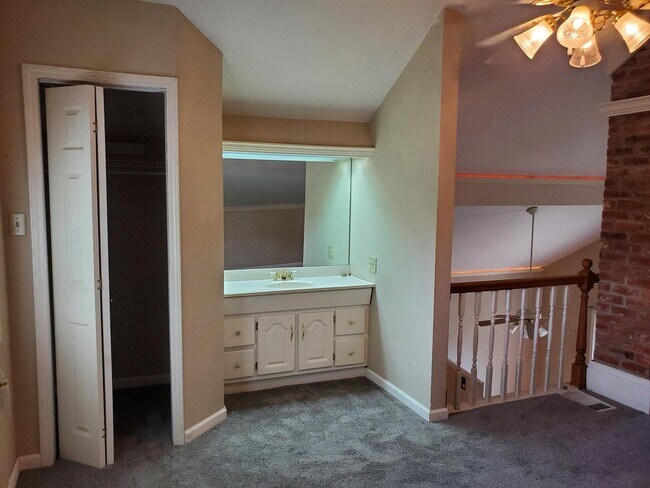 Building Photo - 3209 Chatfield Pl