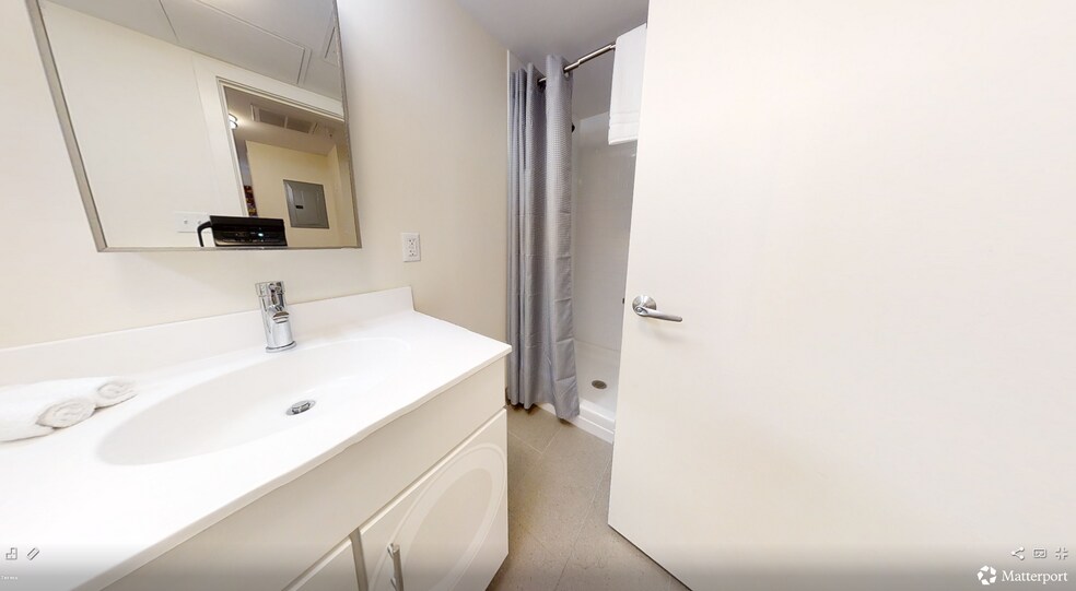 Building Photo - 10 Winter St