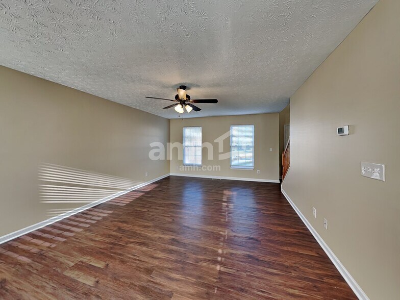 Building Photo - 5169 Appaloosa Cir