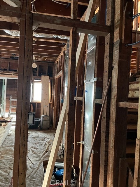 Building Photo - 715 S Norton Ave