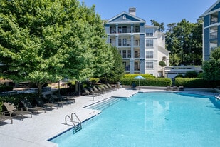 Building Photo - The Stratford Apartments