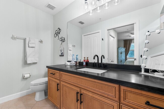 Building Photo - 10307 Heritage Bay Blvd