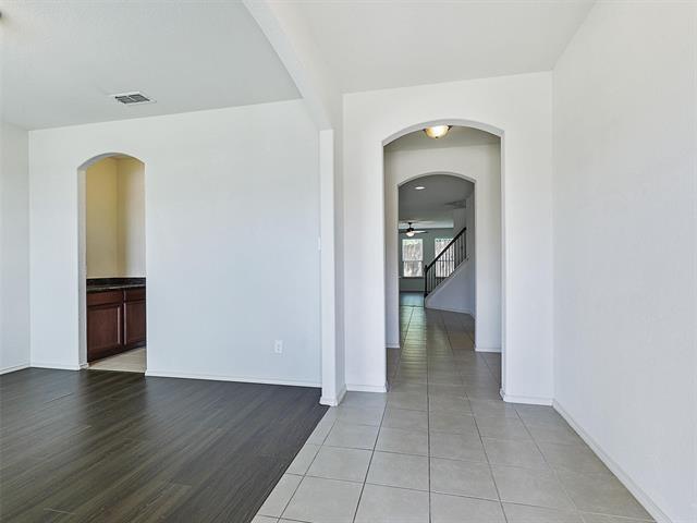 Building Photo - 5105 Marina Dr