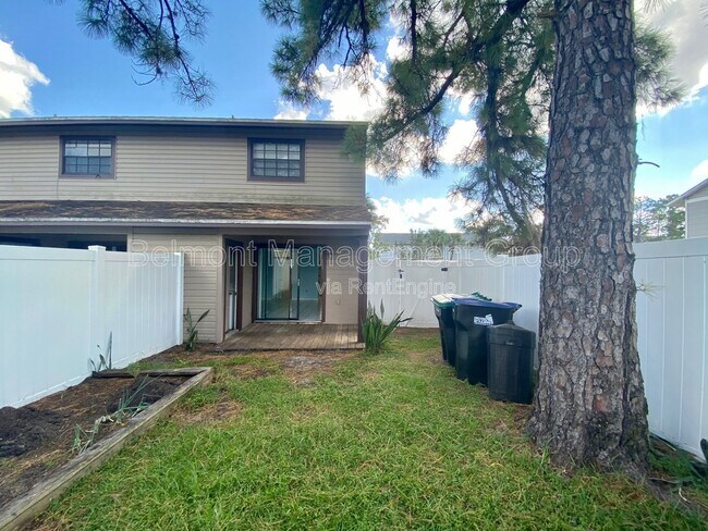 Building Photo - 5533 Decatur St