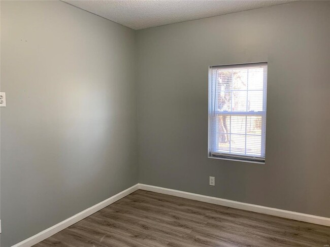 Bedroom 3 - 1610 Maple St.