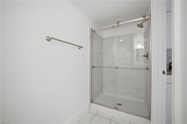 Building Photo - 508 Virginia Dare Dr