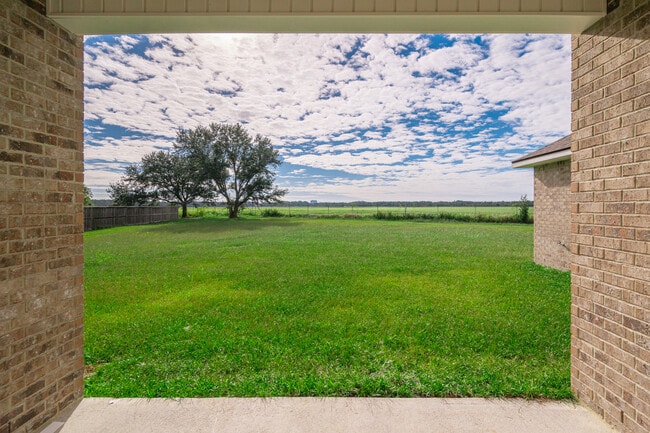 Building Photo - 3632 Ancient Oaks Cir