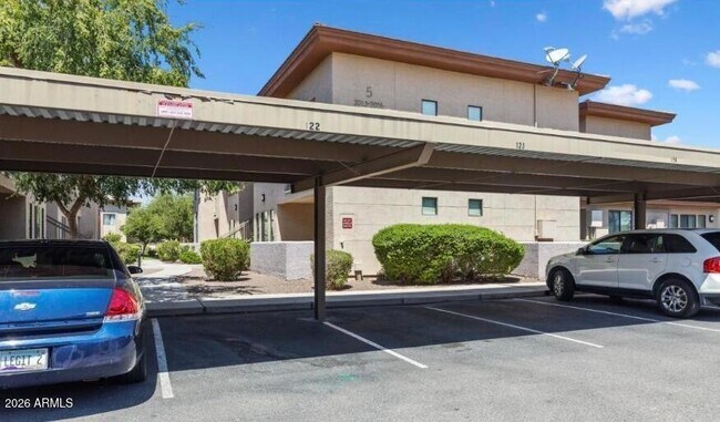 Building Photo - 3330 S Gilbert Rd