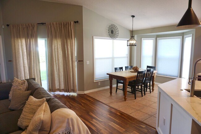 Building Photo - 9991 Brodbeck Blvd