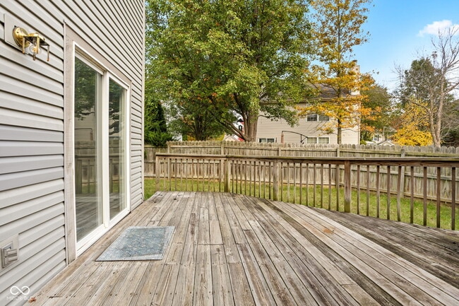 Building Photo - 9989 Worthington Blvd