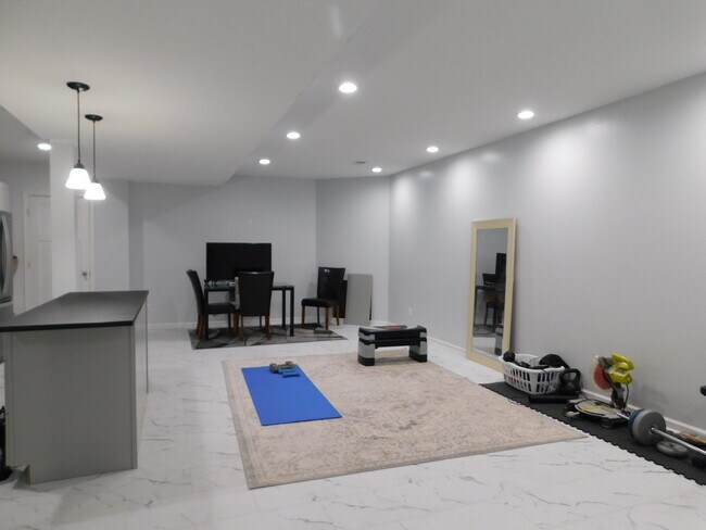 Building Photo - 4446 Christina Dr
