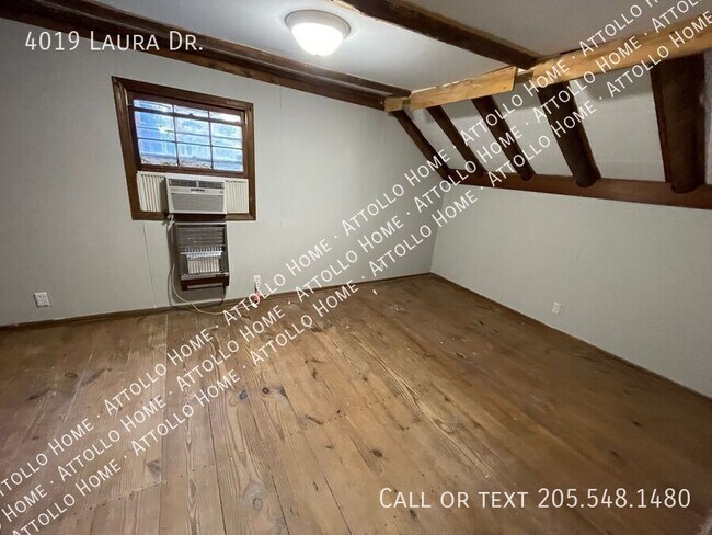 Building Photo - 4019 Laura Dr