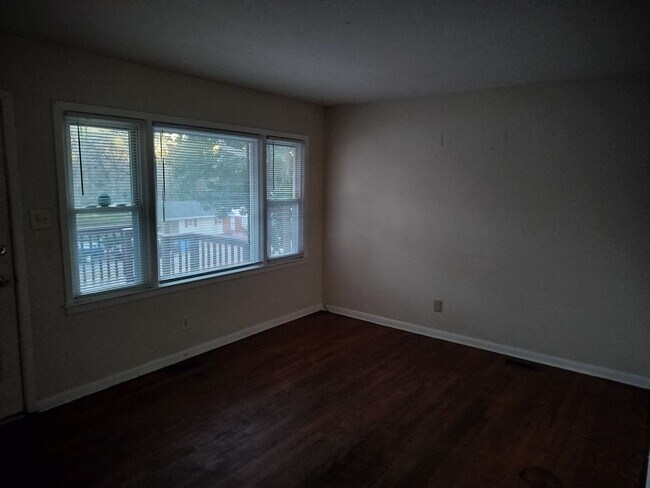 Building Photo - Simply Convenient