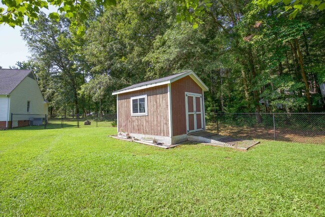 Building Photo - Charming 3-Bed, 2-Bath Home in Pittsboro's Serene Olde Farm Neighborhood! ?????