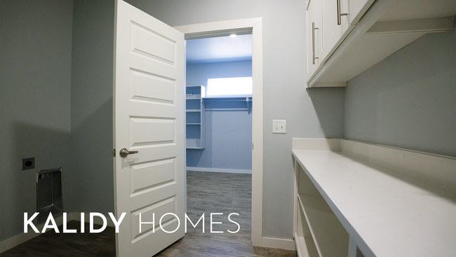 Building Photo - 14971 E Reno Ave