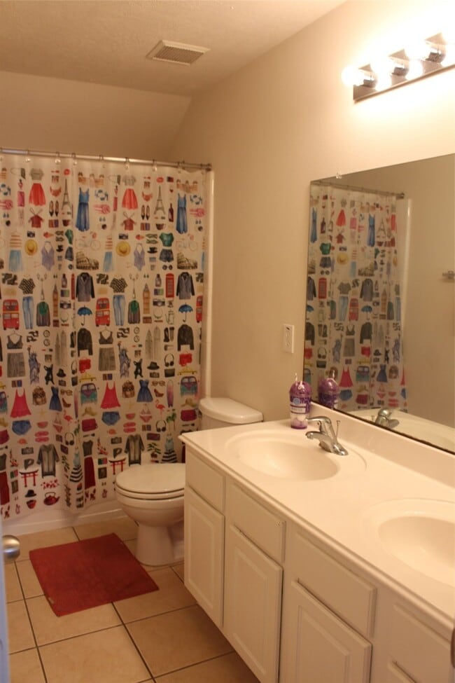 Building Photo - 2507 Liza Ct