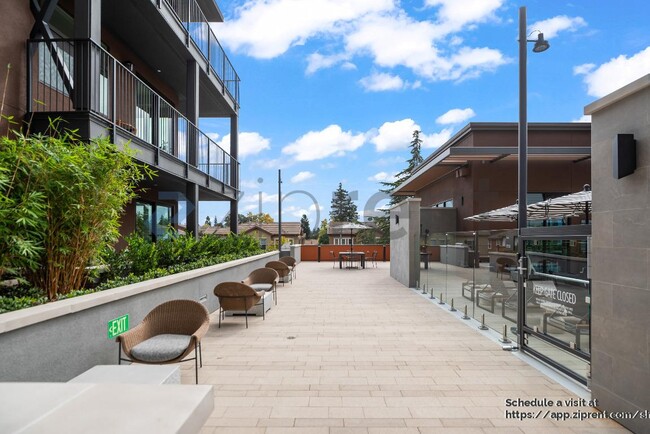 Building Photo - 308 Torrey Pine Terrace
