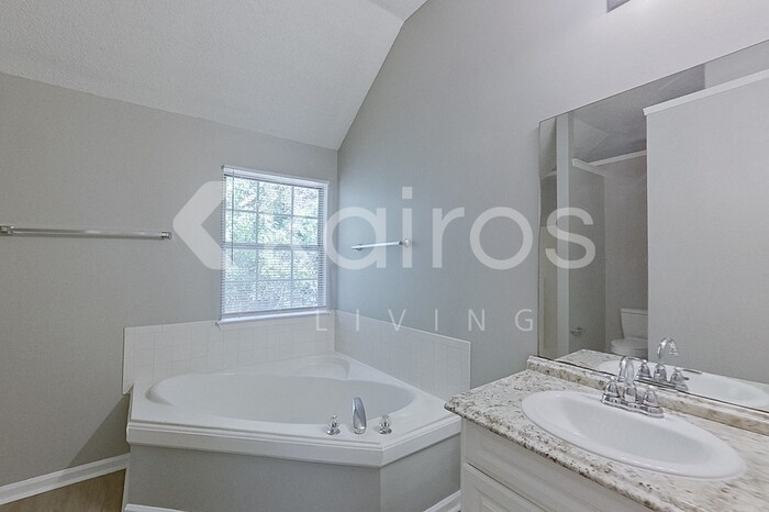 Building Photo - 4012 Waldrop Hills Dr