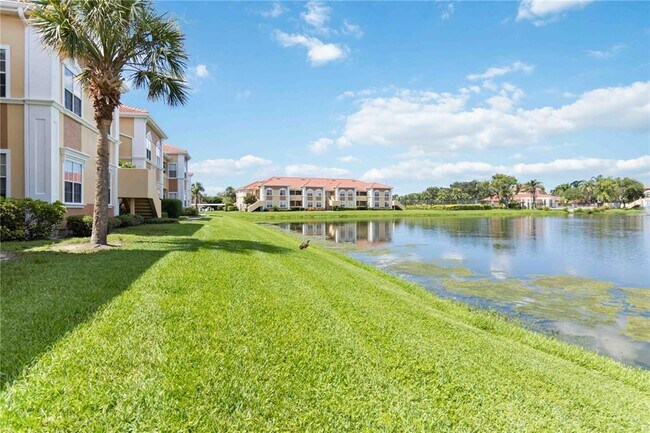 Building Photo - 1025 Villagio Cir