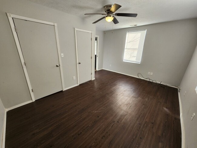 Building Photo - Spacious 1-Bedroom, 1-Bathroom HOUSE AVAILABLE NOW!!