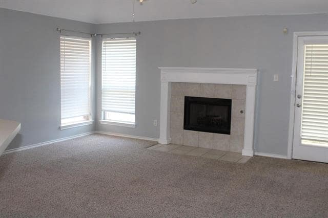 Building Photo - 7977 Glenway Dr