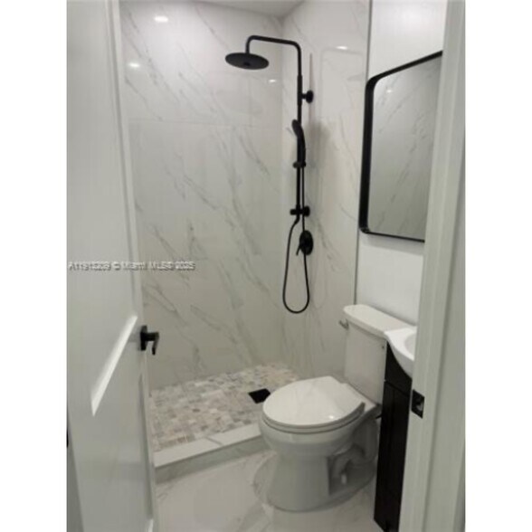 Building Photo - 5636 NW 4th Ave