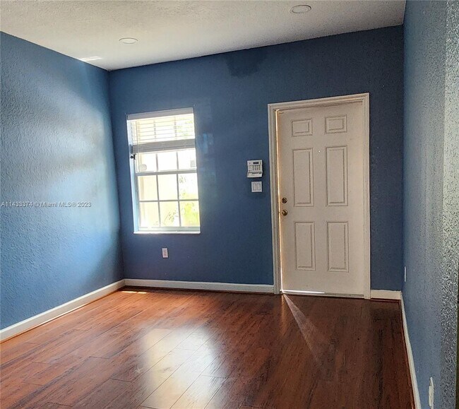 Building Photo - 22120 SW 93rd Pl