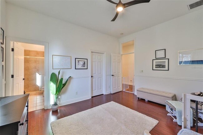 Building Photo - 602 Saxony Blvd