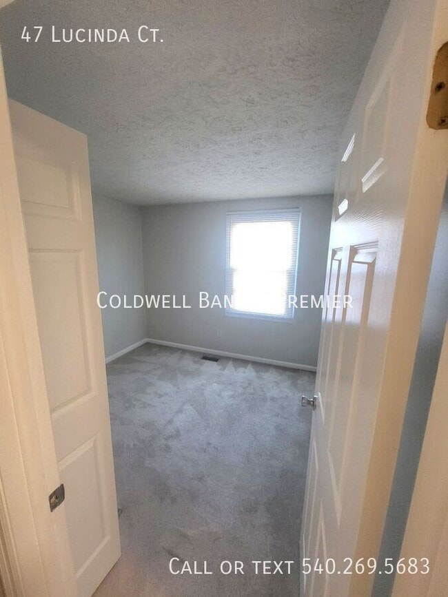 Building Photo - 47 Lucinda Ct