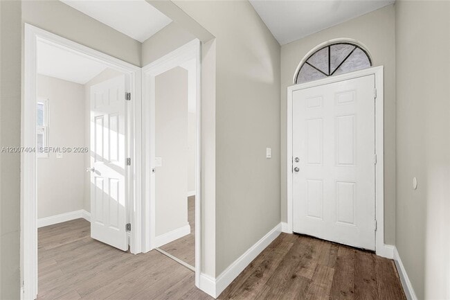 Building Photo - 4779 SE Salvatori Rd