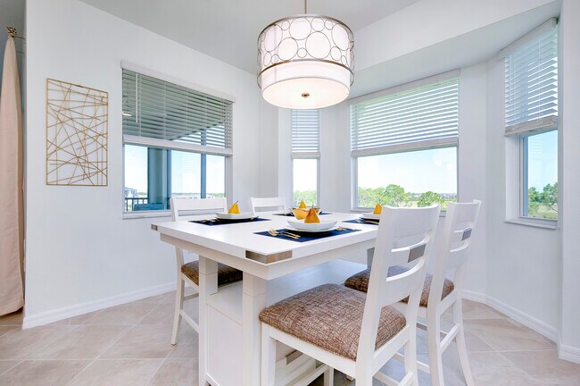 Building Photo - 12240 Wellen Golf St