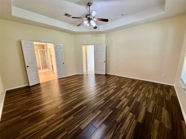 Building Photo - 25206 Auburn Terrace Dr