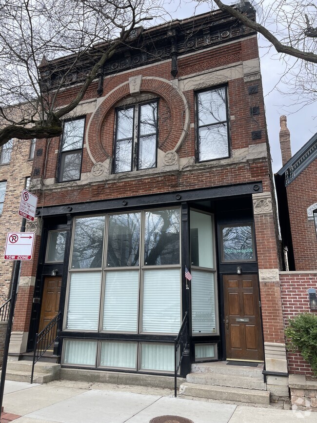 Building Photo - 1728 N Sedgwick St