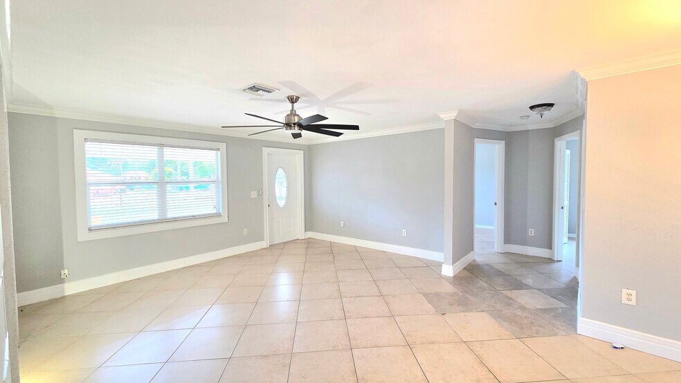 Spacious Living Room - 5529 Hardee St