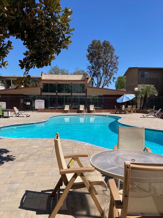 Primary Photo - 12200 Montecito Rd