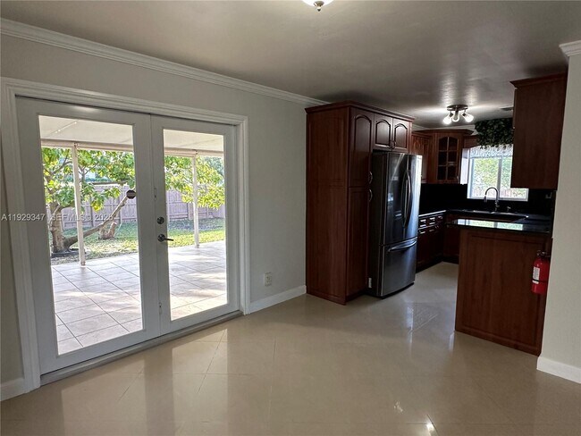 Building Photo - 1718 N 27th Ave