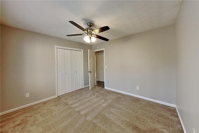 Building Photo - 2705 Braemore Pl