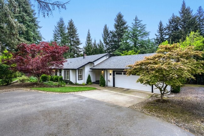 Building Photo - 15050 SW 141st Ave
