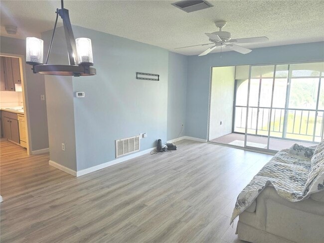 Building Photo - 2700 Bayshore Blvd