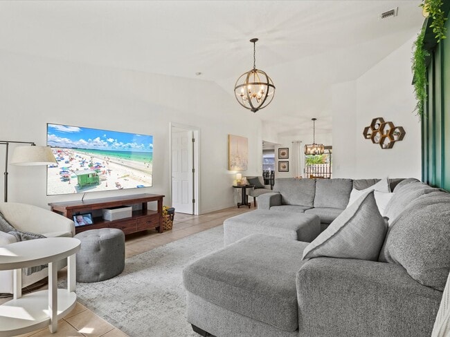 Building Photo - 5884 Milton Ave