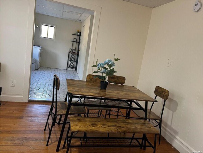 Building Photo - 2730-30 NY-208