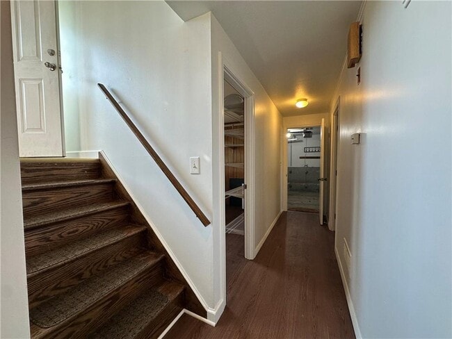 Building Photo - 11 Pocono Rd