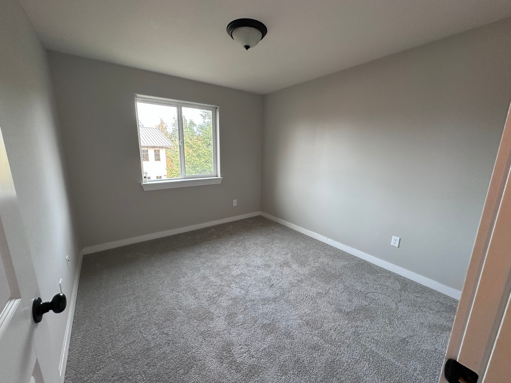 Building Photo - 9152 184th Avenue East