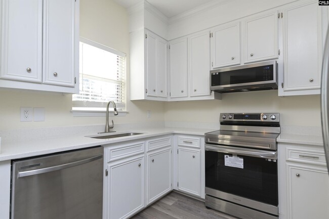 Building Photo - 110 Hutto Hill