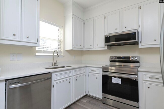 Building Photo - 119 Hutto Hill