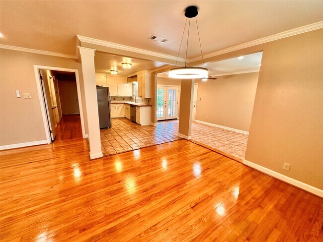 Building Photo - 4037 Woodfox St