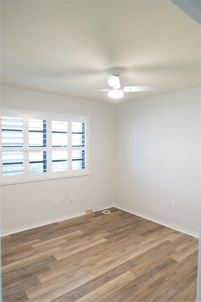 Building Photo - 13125 SW 83rd Ave