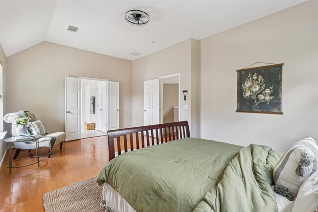 Building Photo - 8002 Cross Trail Dr