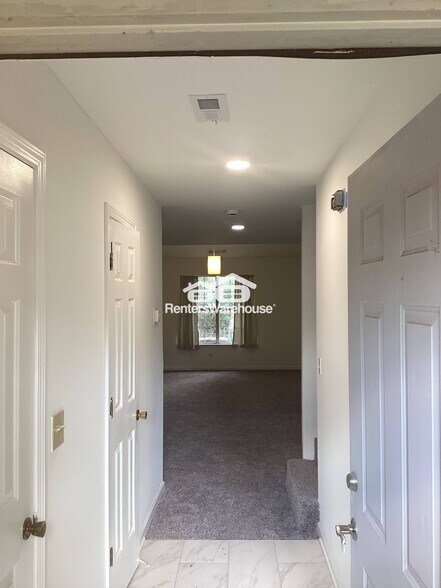 Building Photo - 3275 Long Iron Pl